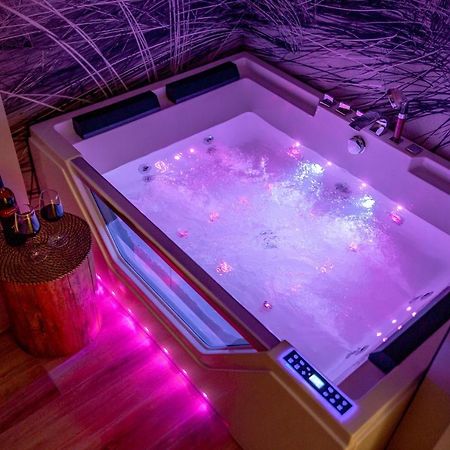 Apartament Z Jacuzzi & Sauna Chillout Колобжег Экстерьер фото