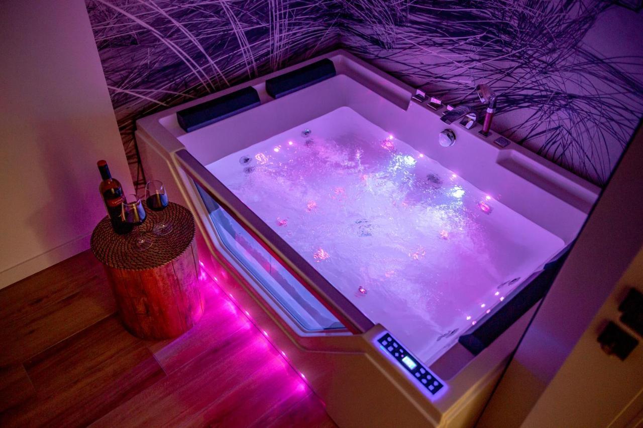 Apartament Z Jacuzzi & Sauna Chillout Колобжег Экстерьер фото